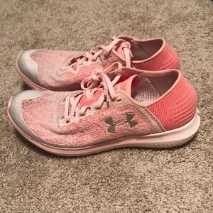 NWOT Under Armour Threadborne Shoes